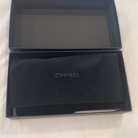 CHANEL BOY VELVET WALLET ON A CHAIN WOC BAG - Picture 9 of 10